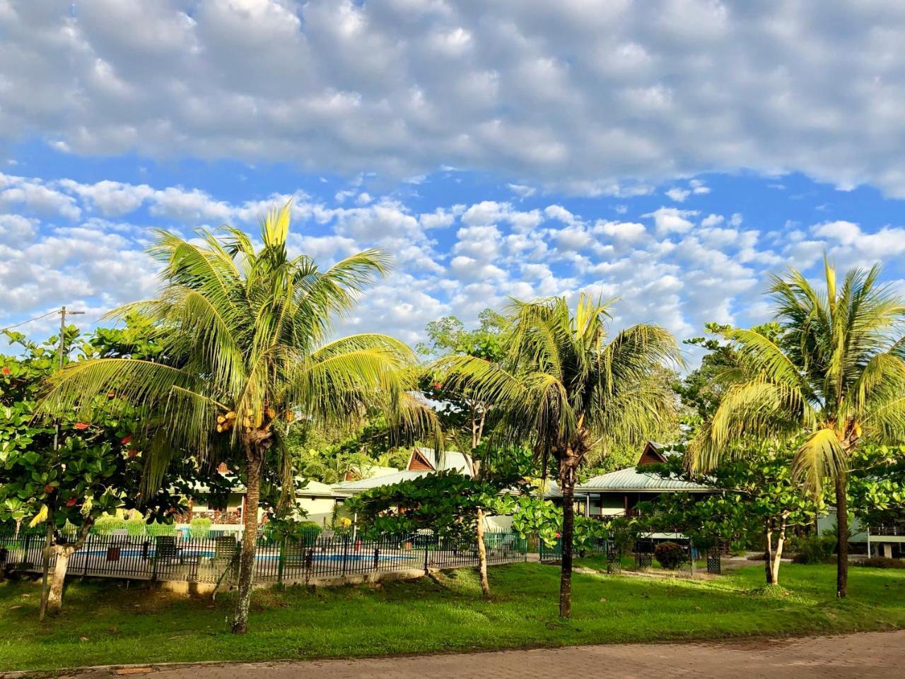 Overbridge River Resort Paramaribo Exterior photo
